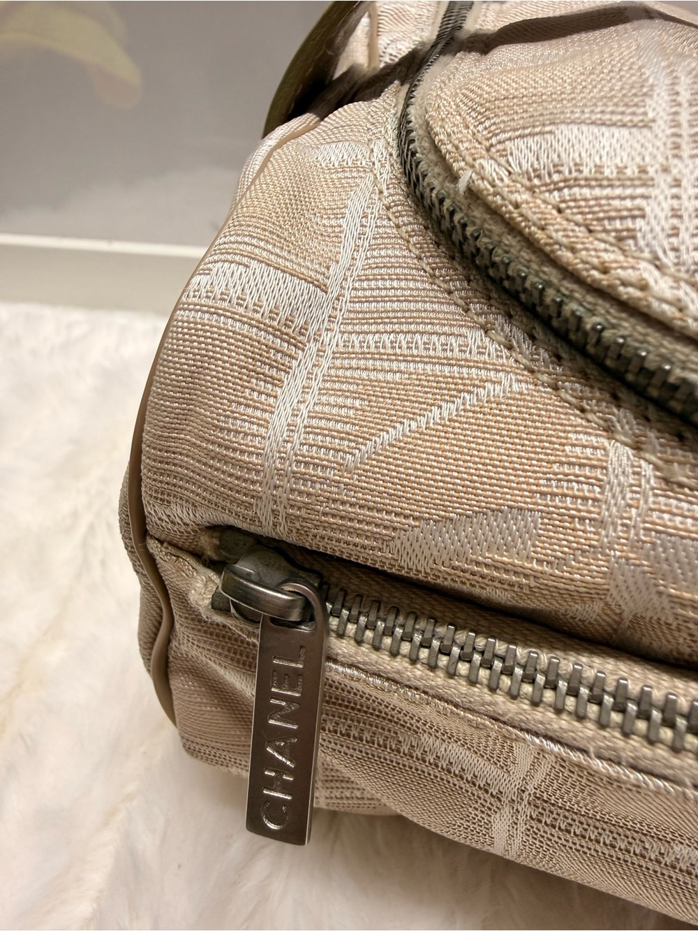 CHANEL-6864039 Beige Traveligne Makeup Bag - Picture 2 of 12